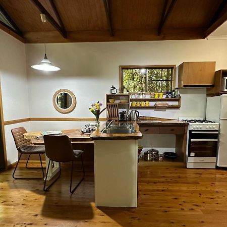 Crater Lakes Rainforest Cottages Yungaburra Dış mekan fotoğraf