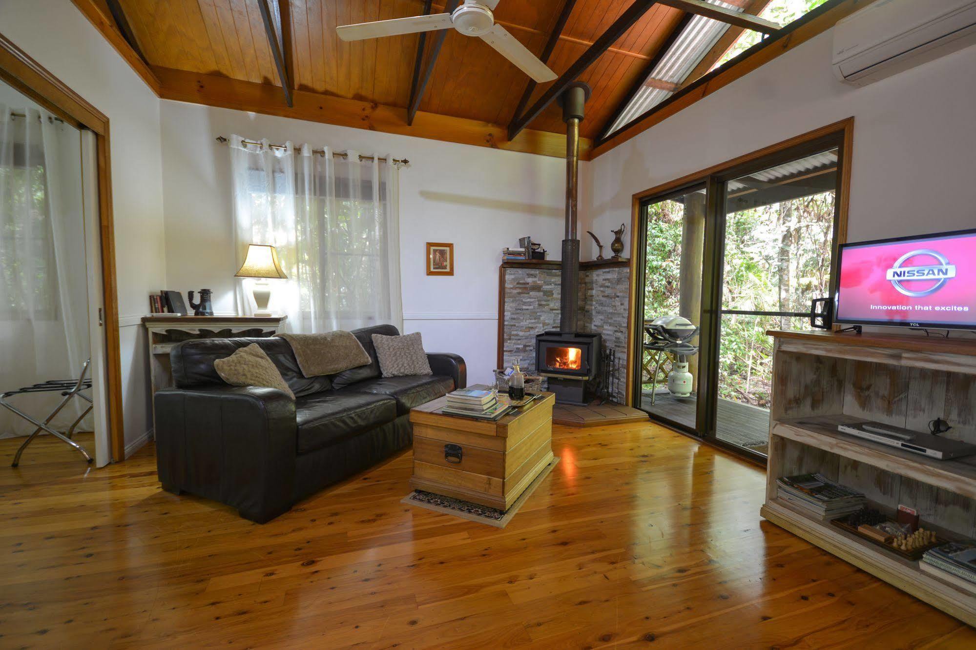Crater Lakes Rainforest Cottages Yungaburra Dış mekan fotoğraf